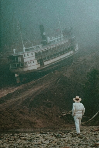 Trecho do filme ‘’Fitzcarraldo’’, dirigido por Werner Herzog. (3)